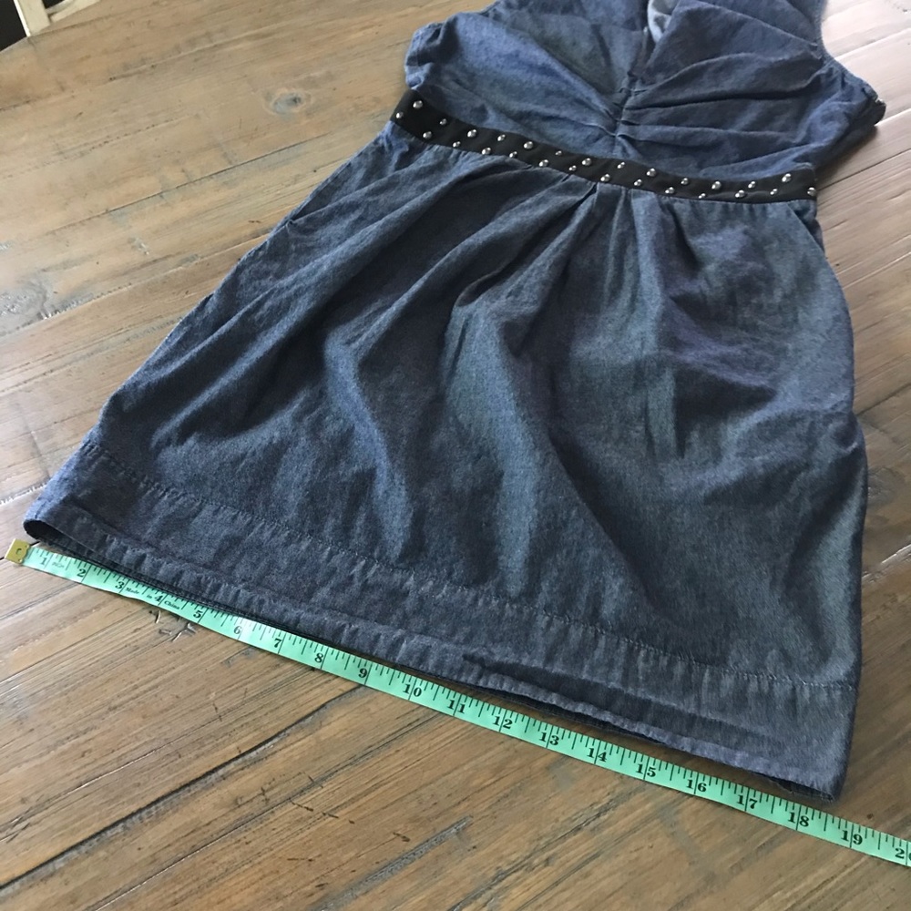 BCBGeneration size 4 sleeveless chambray dress - Picture 15 of 16
